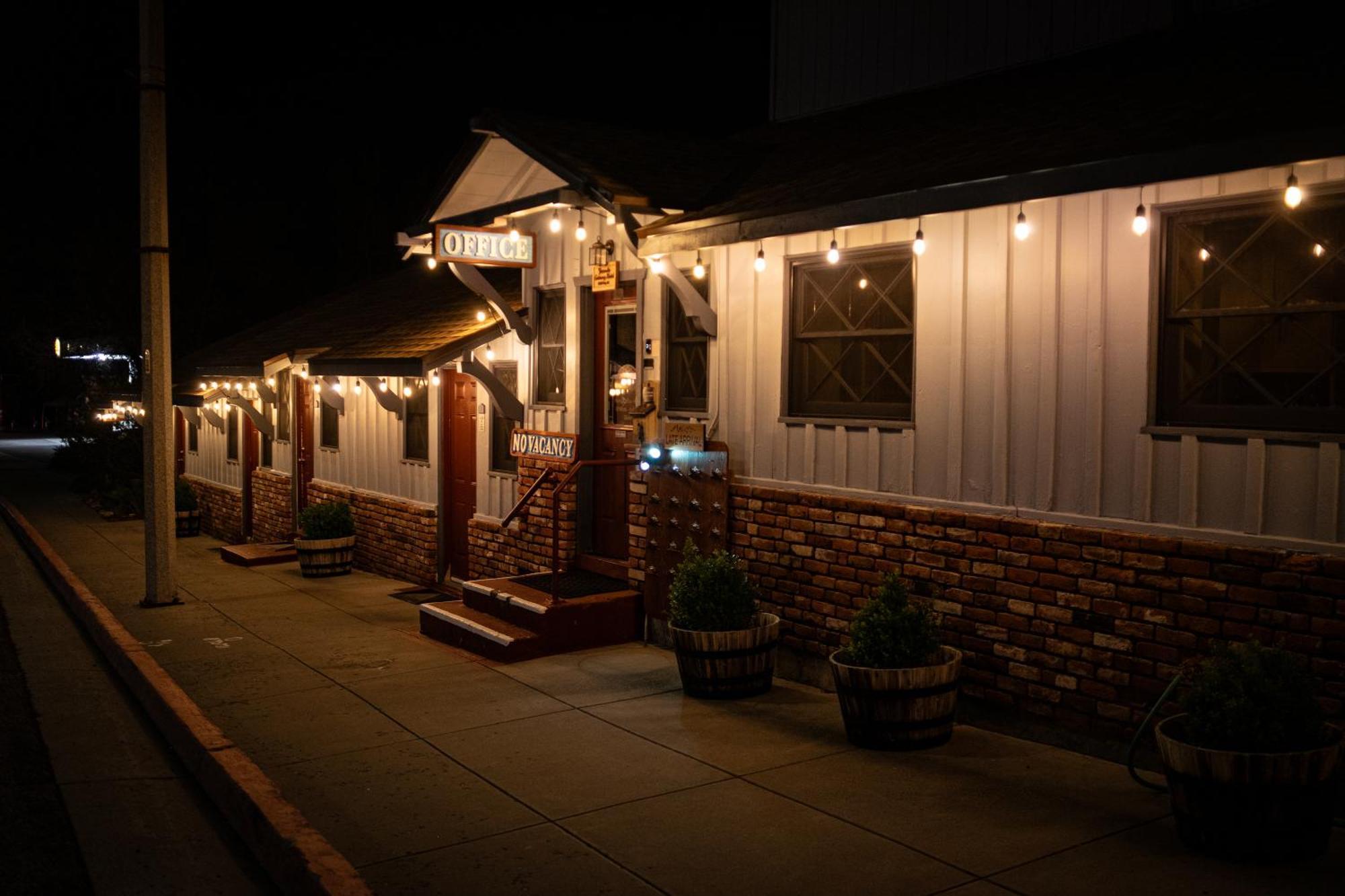 Yosemite Gateway Motel Lee Vining Exterior foto